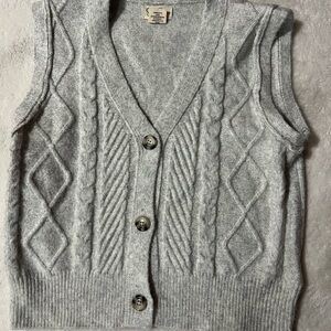 Jessica Simpson Gray Cable Knit V-Neck Sweater Vest